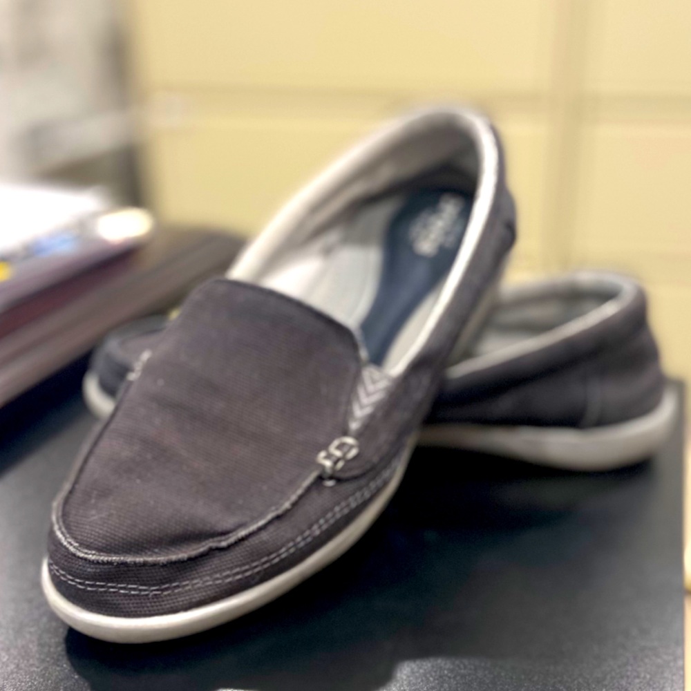 Women's Walu II Canvas Loafer | Size 8